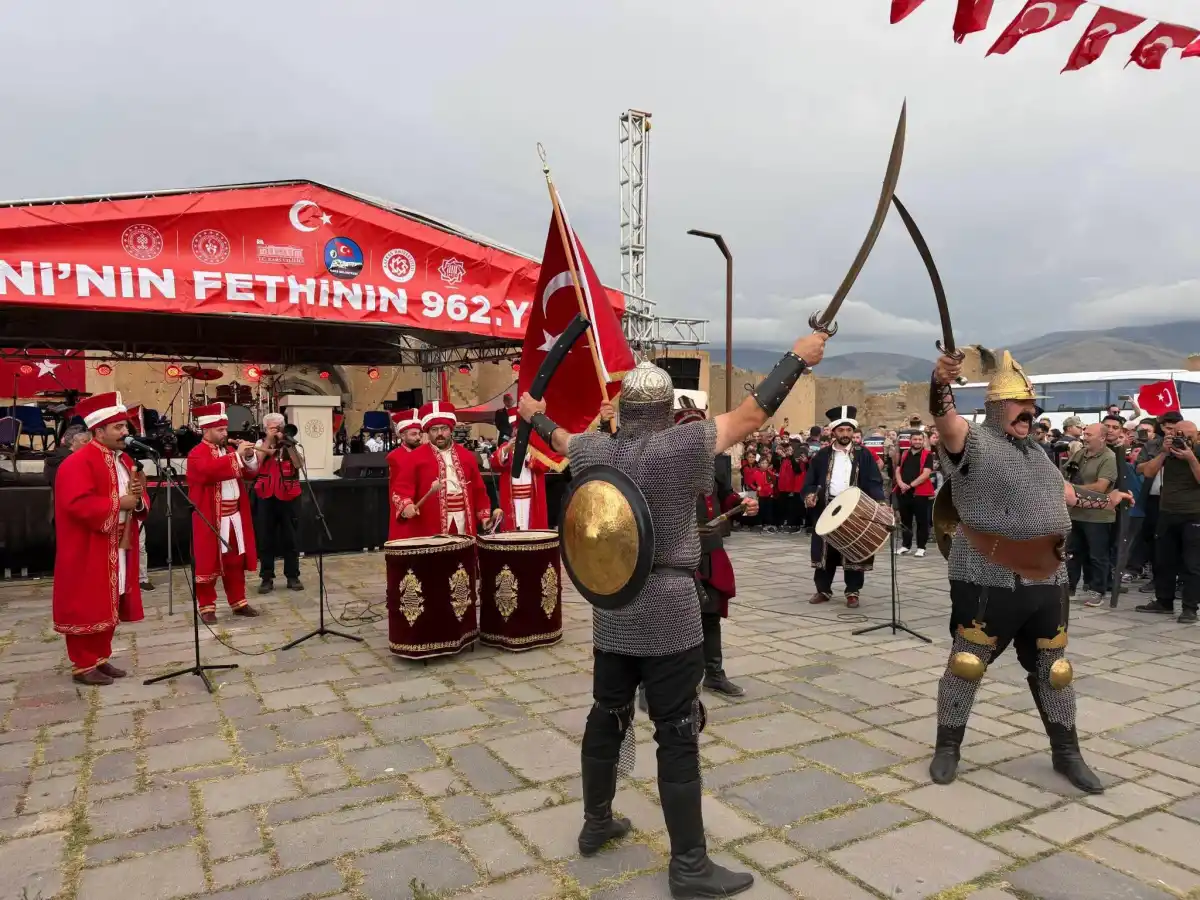 Ani’nin Fethinin 962. Yılı coşkuyla kutlandı