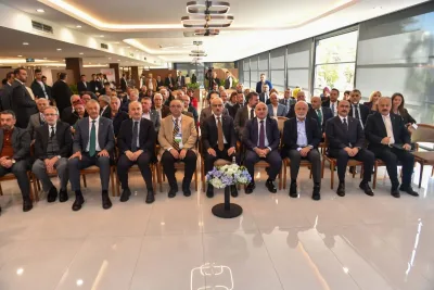 AKK Başkanı Halil İbrahim Yılmaz, Rize’nin gelecek vizyonu buluşmasında