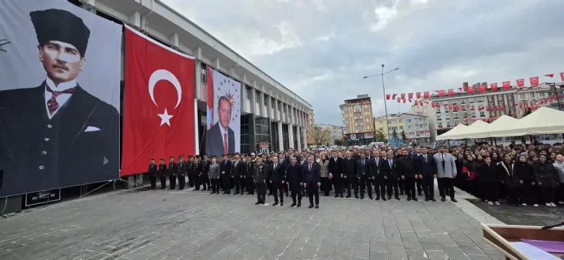 Kars’ın kurtuluşunun 106. yıl dönümü törenlerle kutlandı.